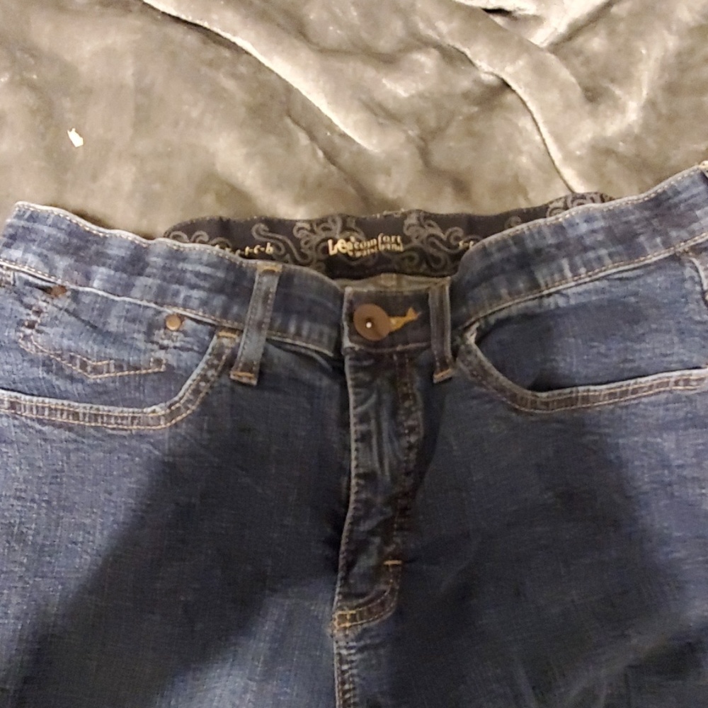 Jeans - Picture 2 of 3